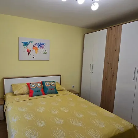 Eti's - Location & Free Garage Appartamento Veliko Tărnovo