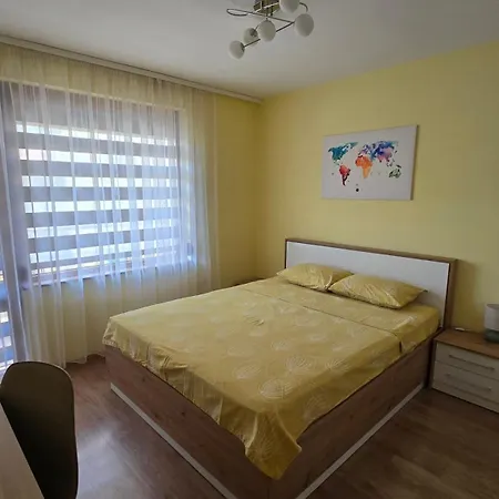 Eti's - Location & Free Garage Apartamento