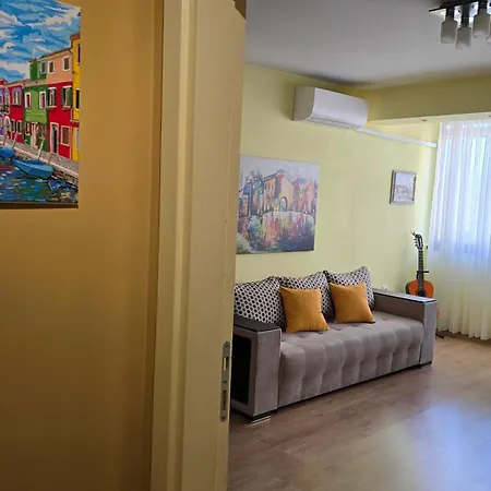 Eti's - Location & Free Garage Apartamento